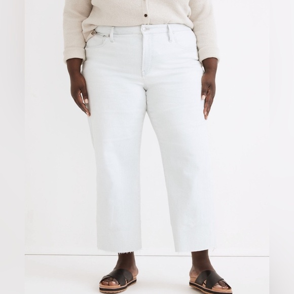 Madewell The Plus Perfect Vintage Wide-Leg Crop Jean in Bosworth Wash: Raw hem - Picture 4 of 5